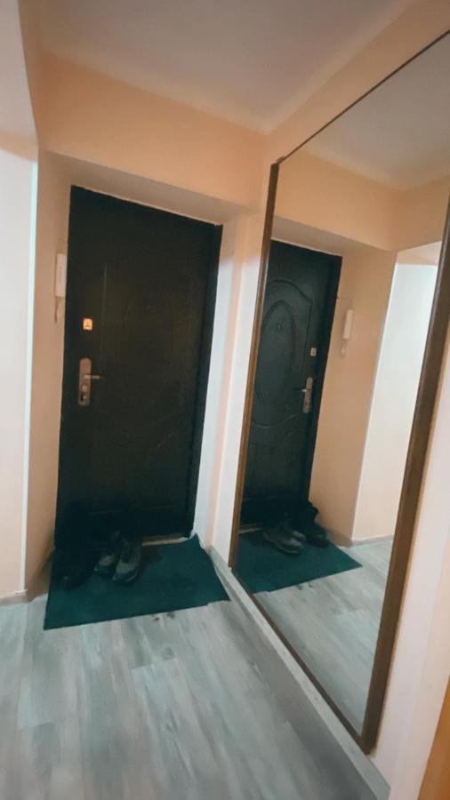 2 Комн Квартира На Новой Площади Apartman Almati Kültér fotó