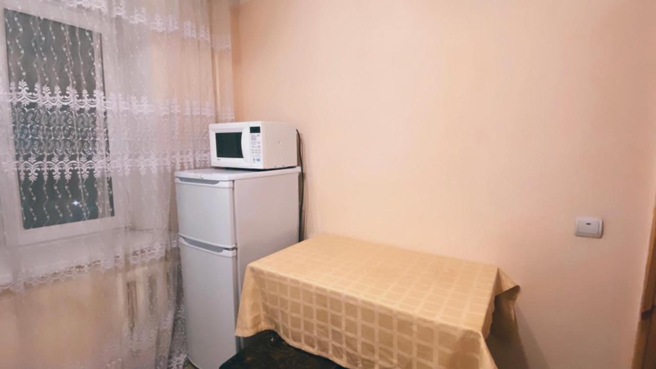 2 Комн Квартира На Новой Площади Apartman Almati Kültér fotó